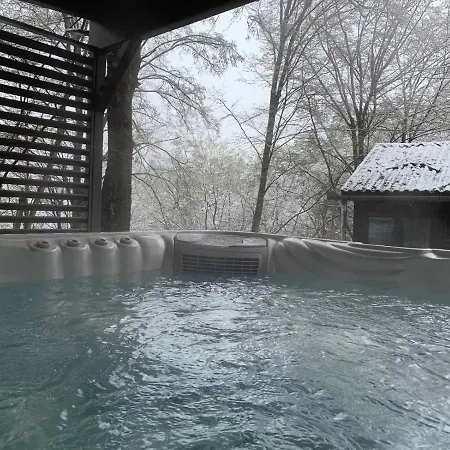 Irma- Forras Vendeghazak *